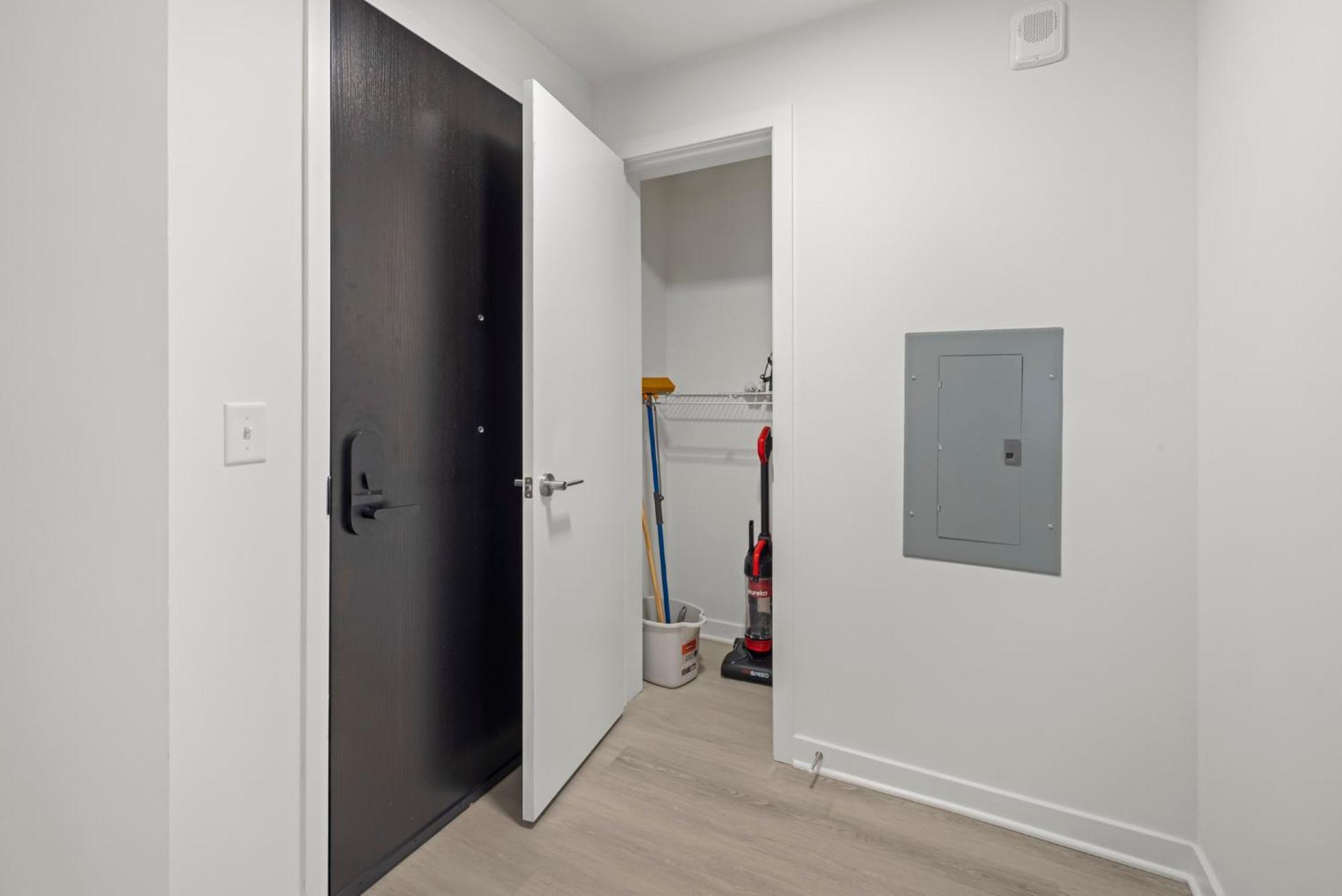 Global Luxury Suites At Capitol Hill Вашингтон Номер фото